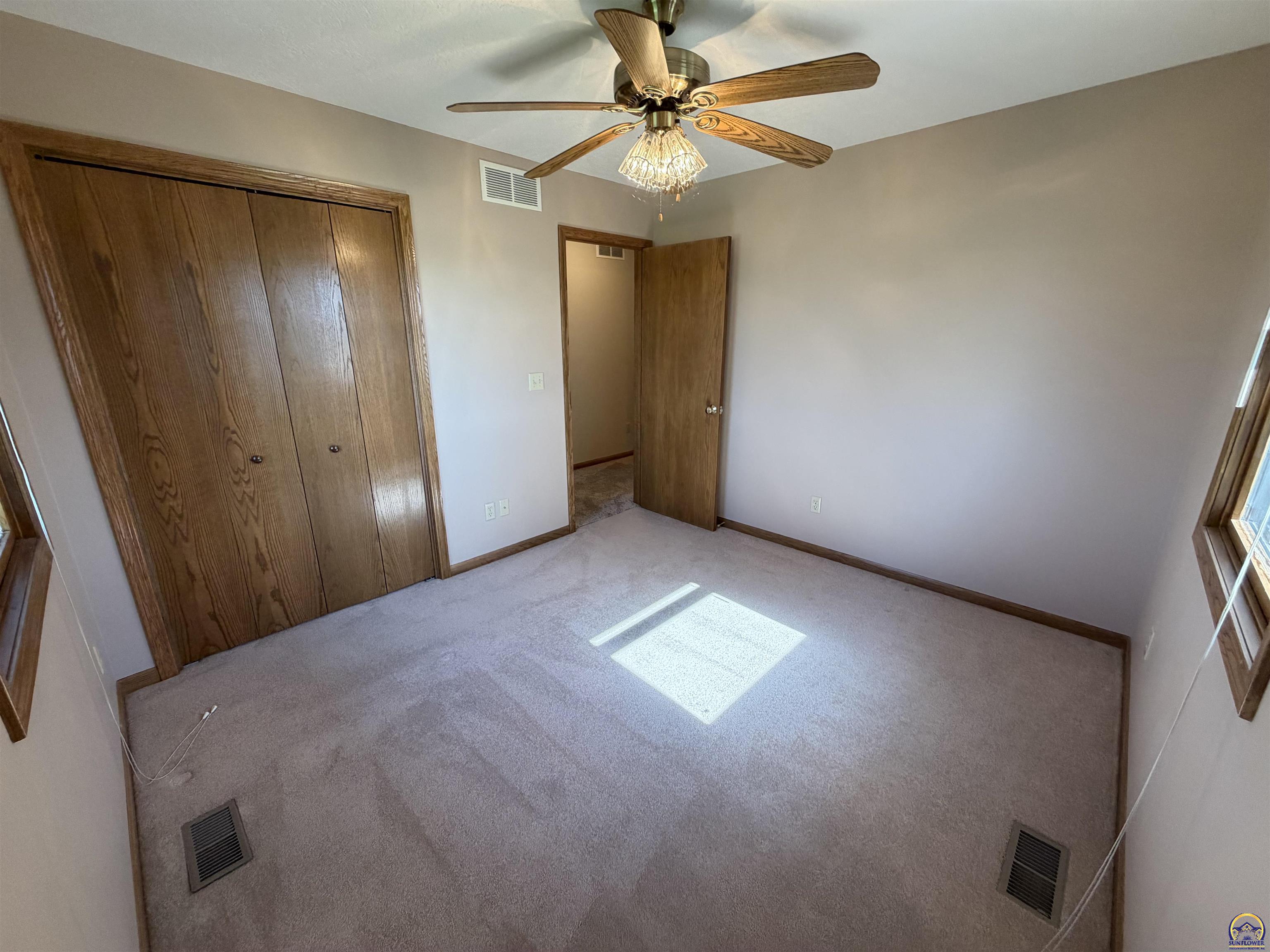 6130 Northeast Shaffer Road Topeka, KS 66617 - Photo 15 of 40