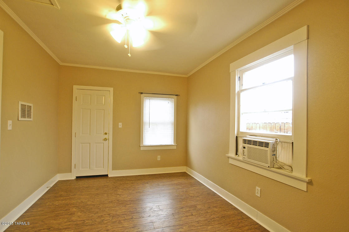 830 East 6th Street Tucson, AZ 85719 - Photo 12 of 27