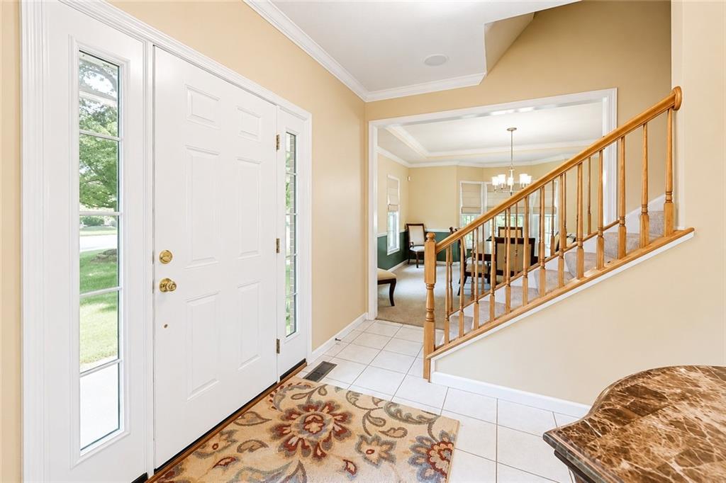 112 Scenic Ridge Drive Venetia, PA 15367 - Photo 7 of 45