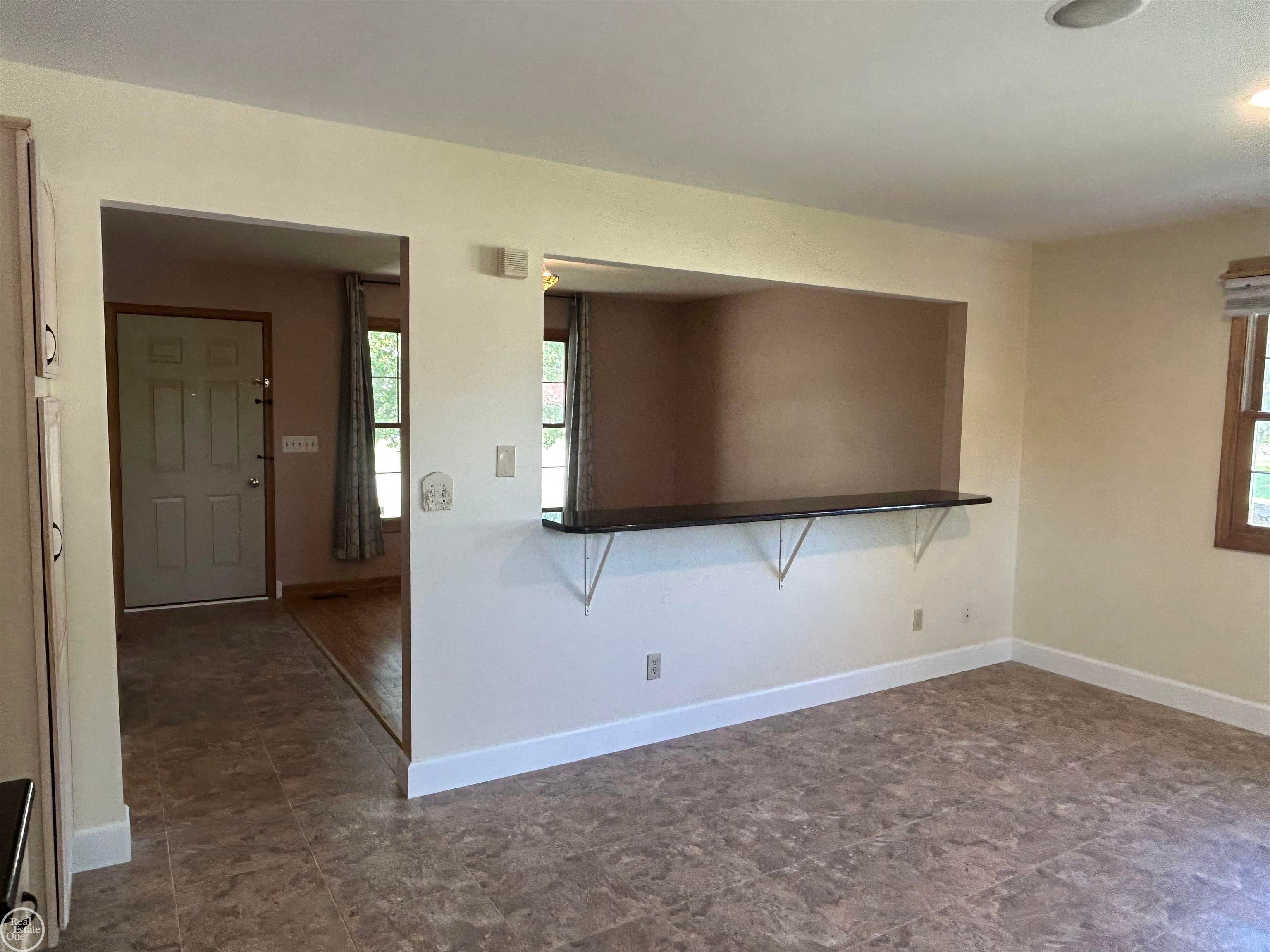 3255 Hessel Avenue Rochester Hills, MI 48307 - Photo 5 of 30 Gallery Image 5