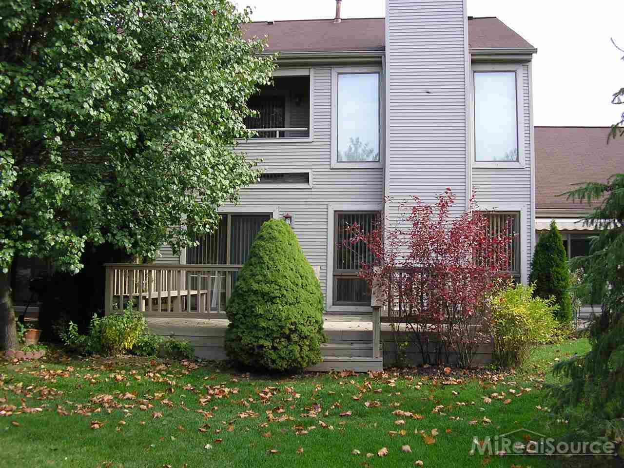 685 Highgate Mews, Unit 153 Rochester Hills, MI 48307 - Photo 3 of 17