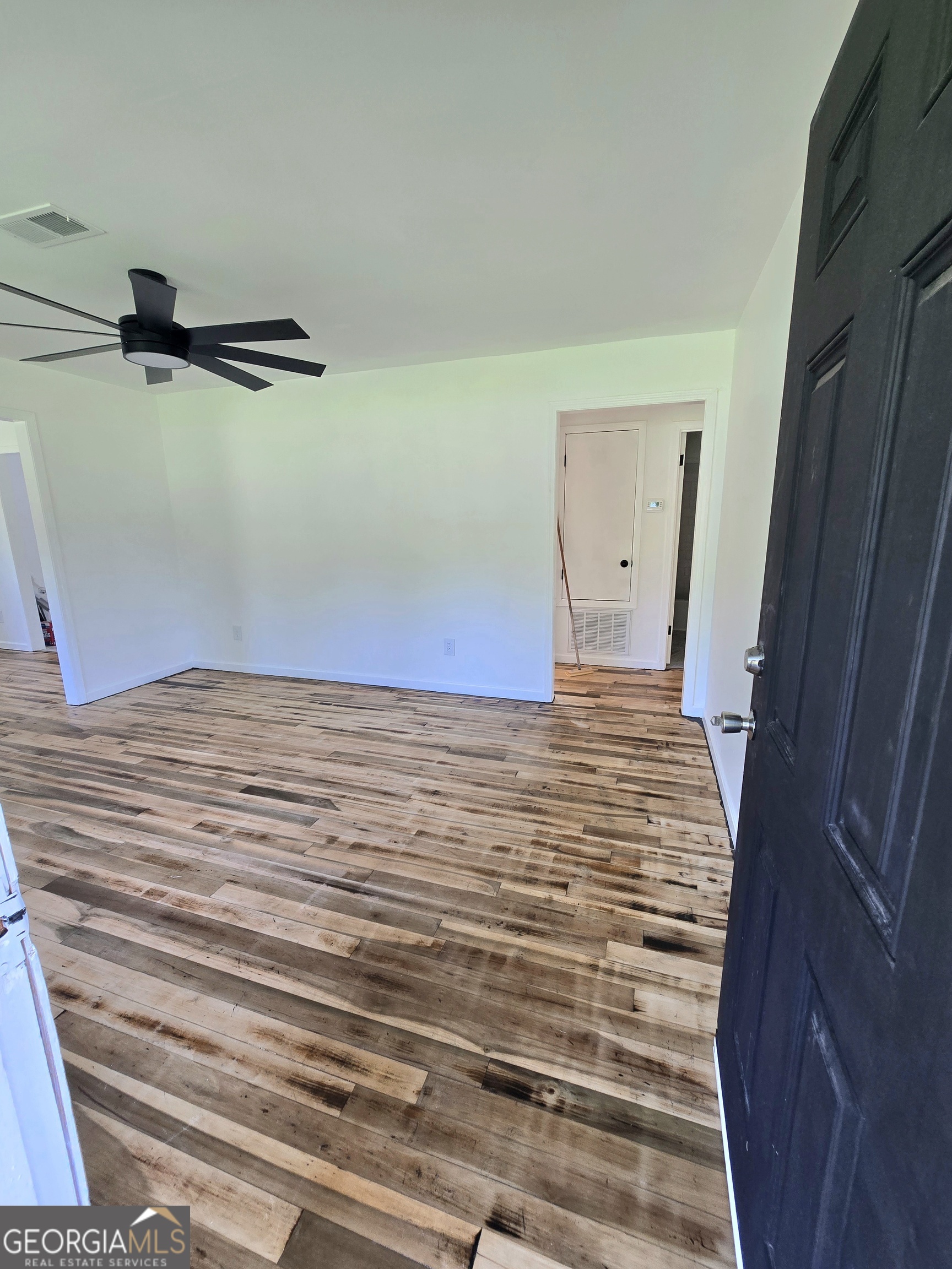 1190 Johnson Road Senoia, GA 30276 - Photo 3 of 21 Gallery Image 3