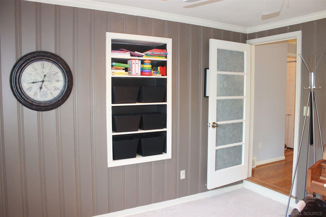 1205 Whittier Road Grosse Pointe, MI 48230 - Photo 16 of 73 31328037-15.JPG