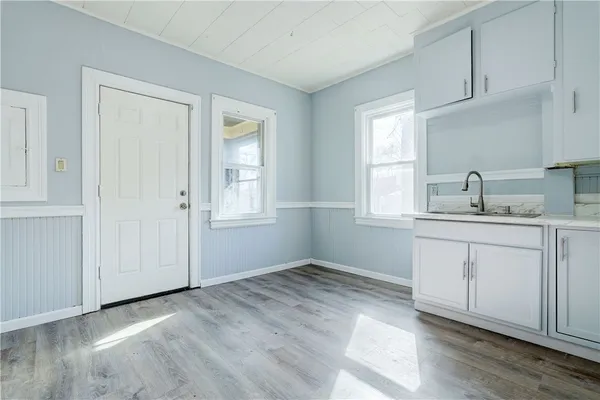 $1,600 | 459 Parsells Avenue, Rochester, NY 14609