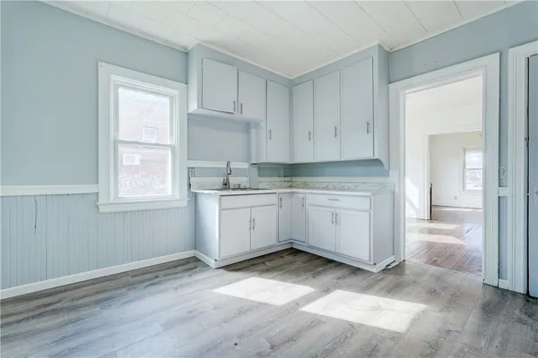 $1,600 | 459 Parsells Avenue, Rochester, NY 14609