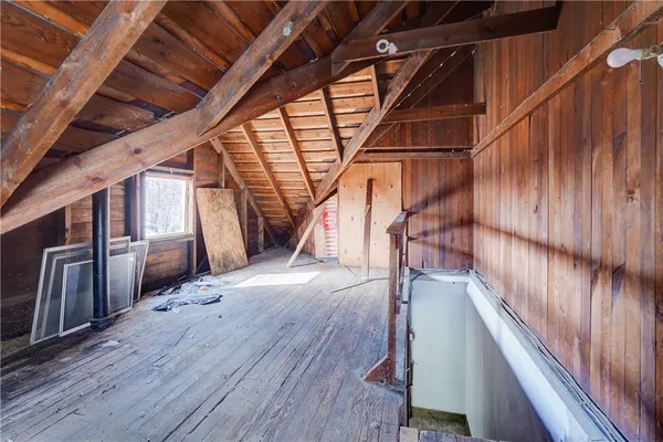 $1,600 | 459 Parsells Avenue, Rochester, NY 14609