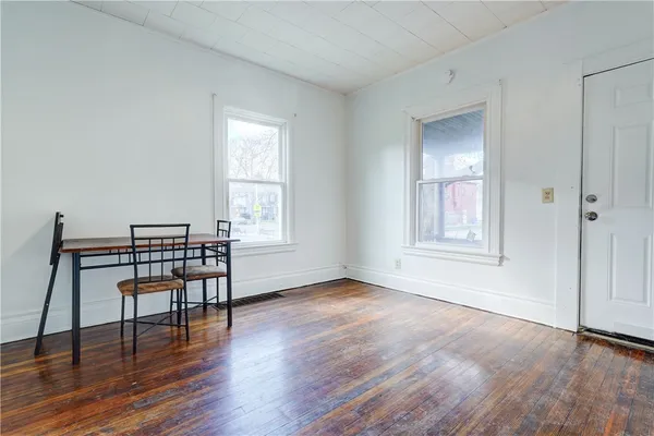 $1,600 | 459 Parsells Avenue, Rochester, NY 14609