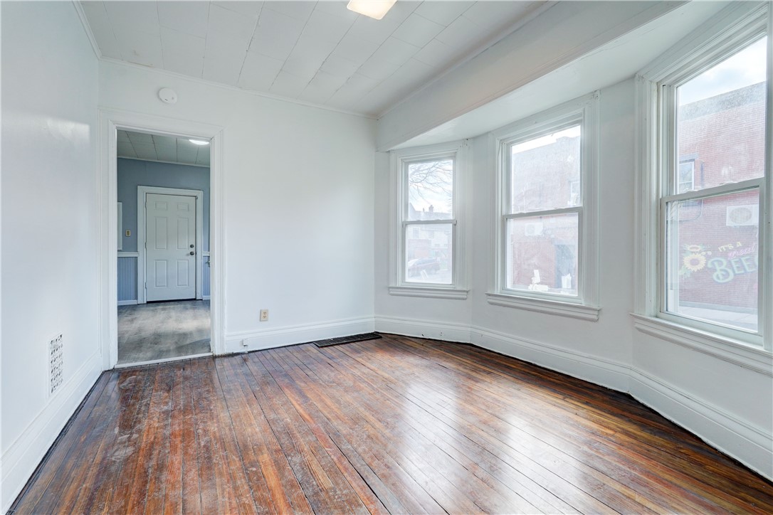 459 Parsells Avenue Rochester, NY 14609 - Photo 9 of 29