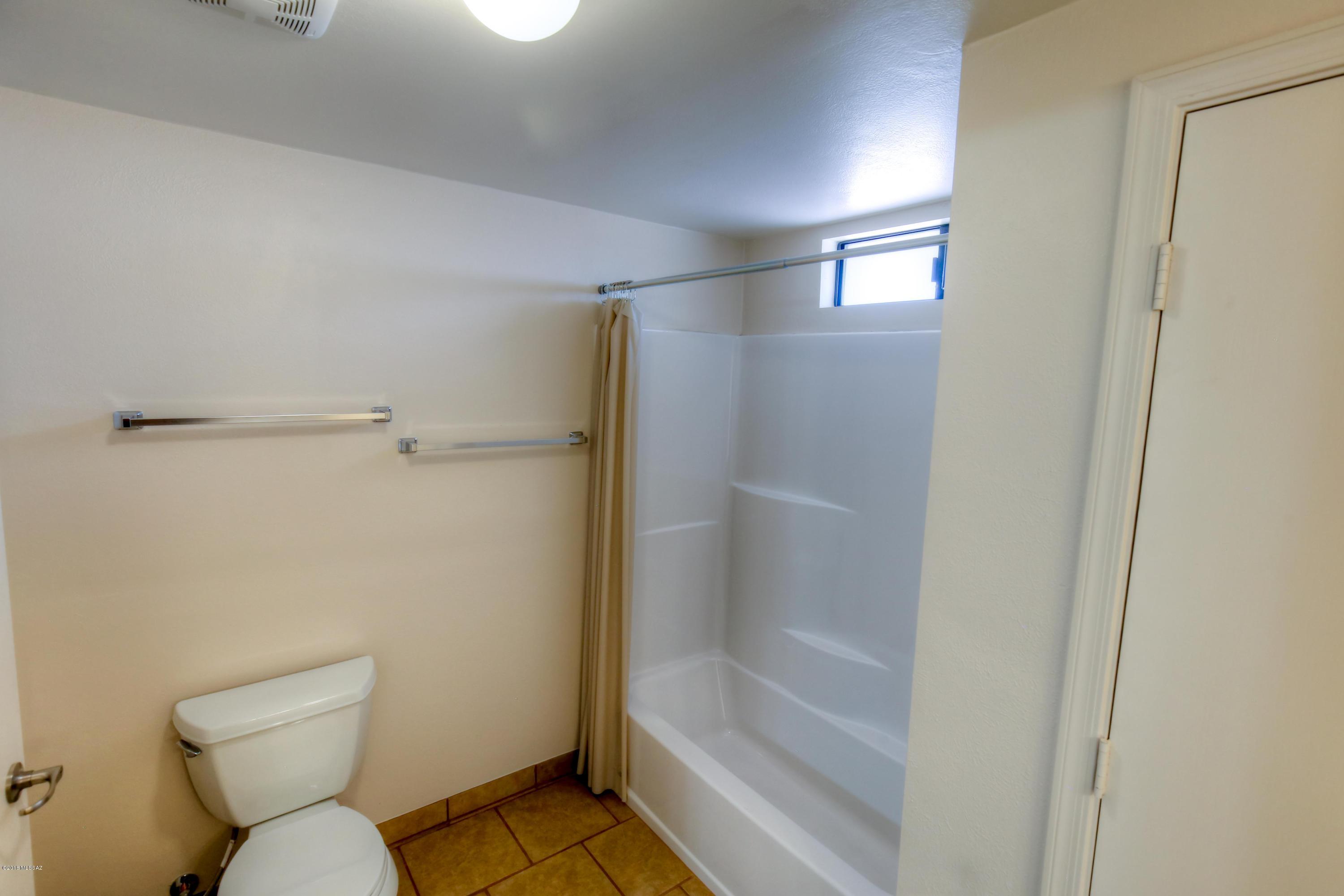 6006 East Hermans Road, Unit 2 Tucson, AZ 85756 - Photo 13 of 25