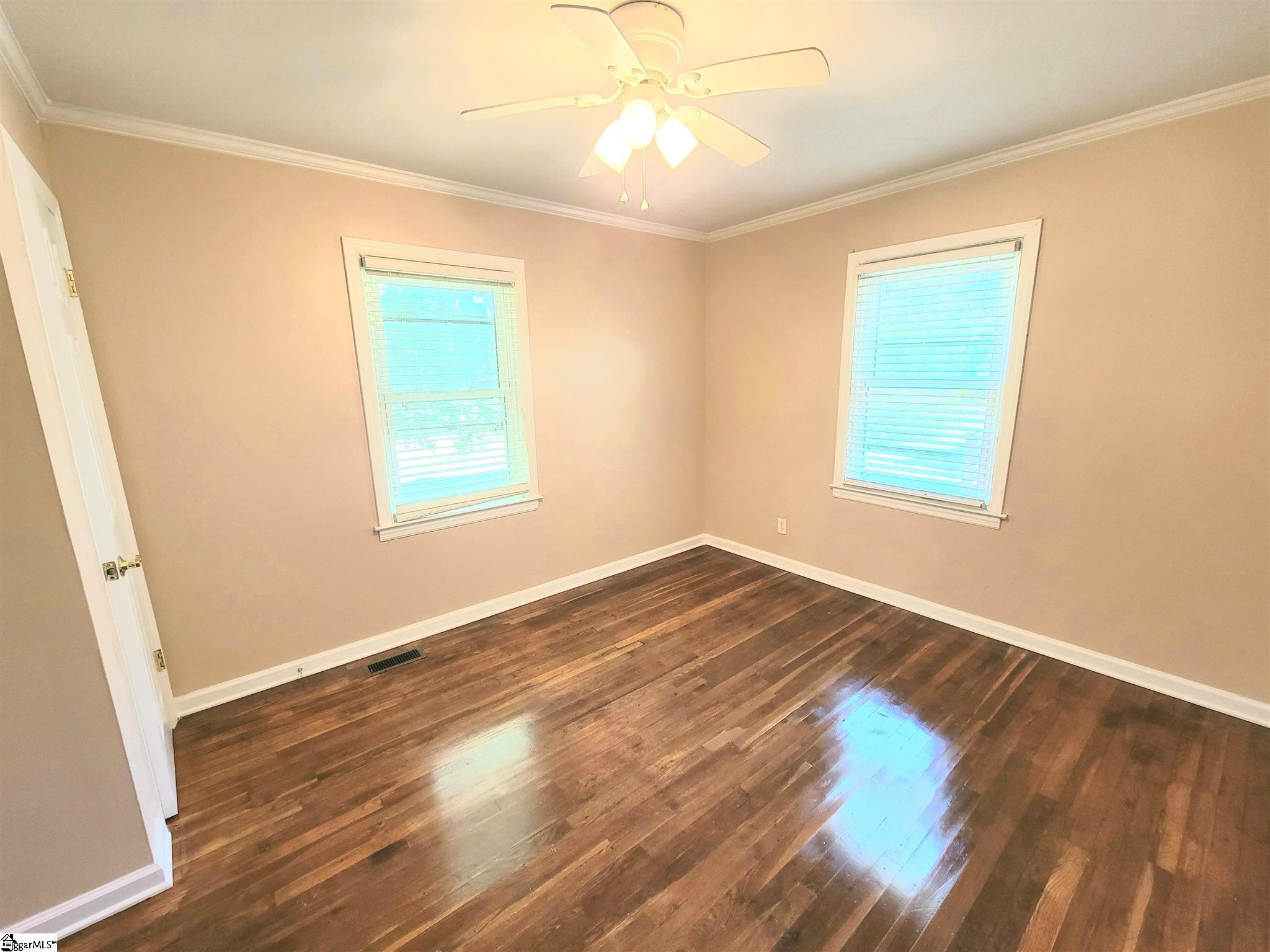 109 Freeman Bridge Road Marietta, SC 29661 - Photo 17 of 35