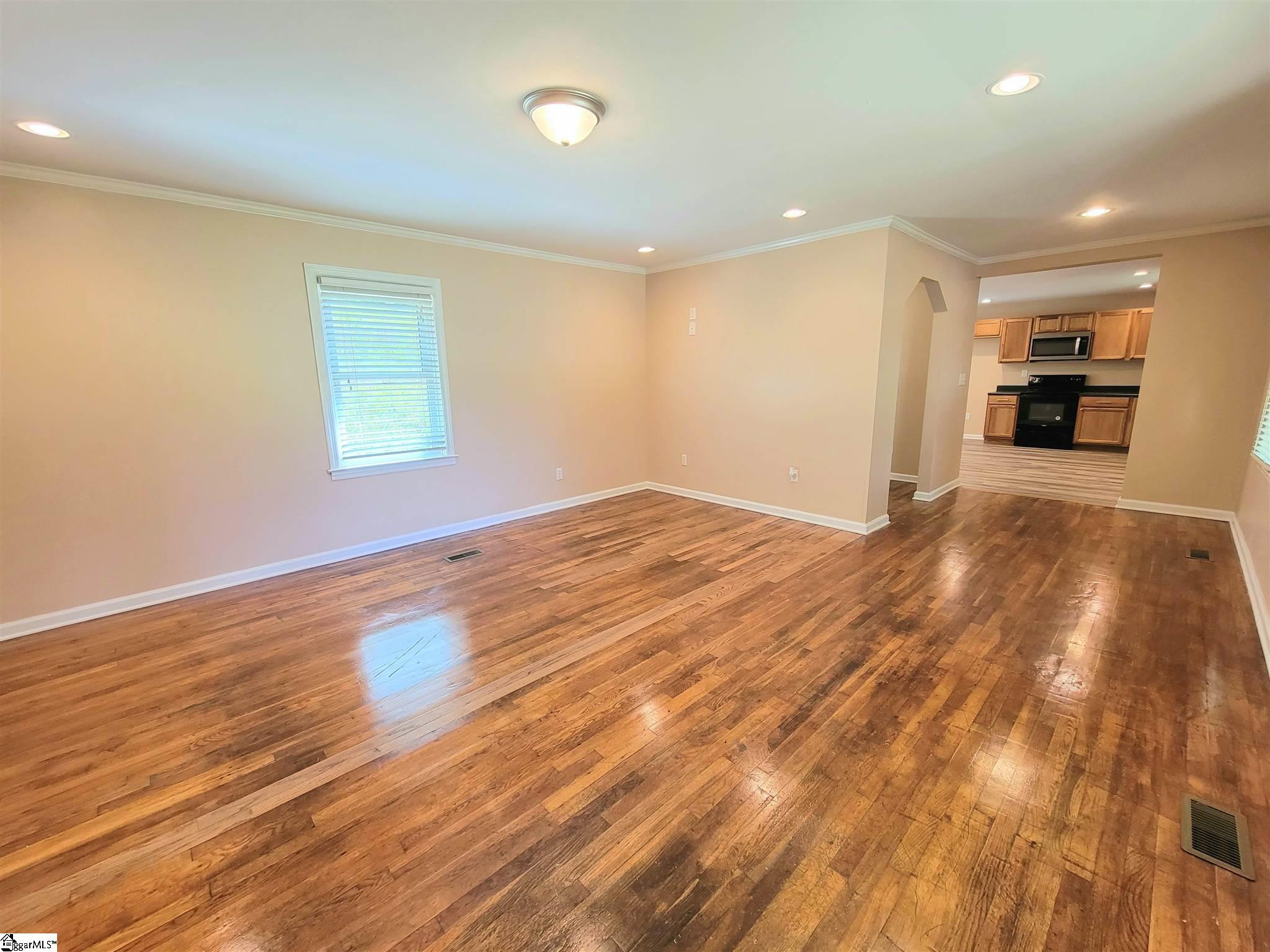 109 Freeman Bridge Road Marietta, SC 29661 - Photo 10 of 35