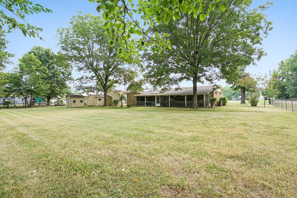 286 Collins Street Spring City, TN 37381 - Photo 3 of 32 Gallery Image 3