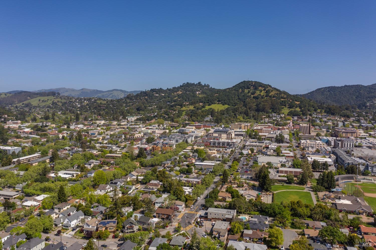 31 Martens Boulevard San Rafael, CA 94901 - Photo 39 of 50 an aerial view of residential house and outdoor space