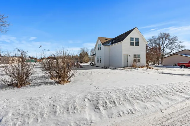 $235,000 | 201 7th Street Southwest, Little Falls, MN 56345