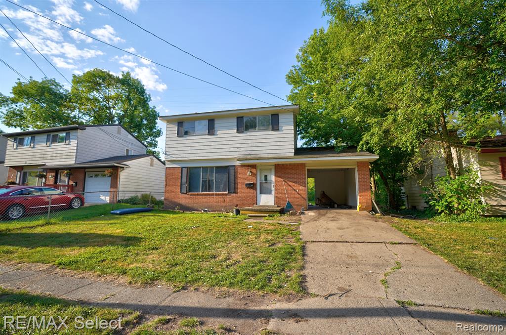 2818 East Pierson Road Flint, MI 48506 - Photo 1 of 6