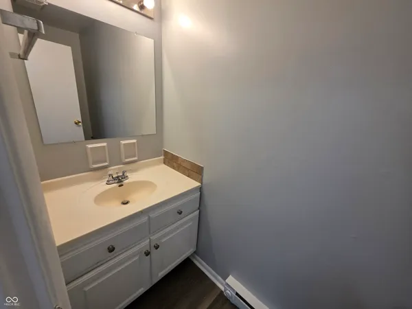 $1,395 | 3829 Biscayne Road, Indianapolis, IN 46226