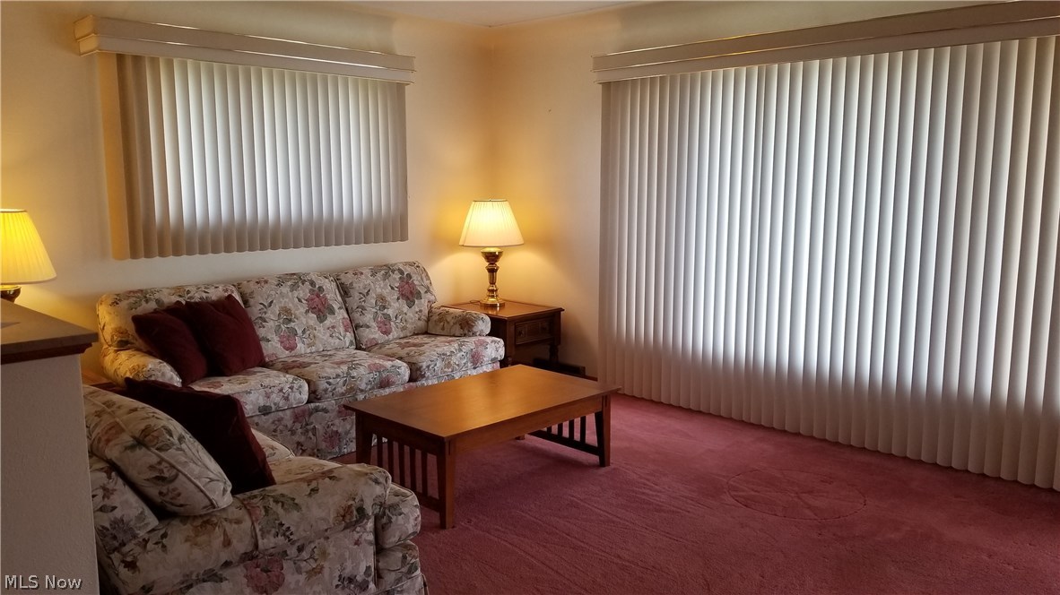 71252 Colerain Road Bridgeport, OH 43912 - Photo 5 of 23 Gallery Image 5