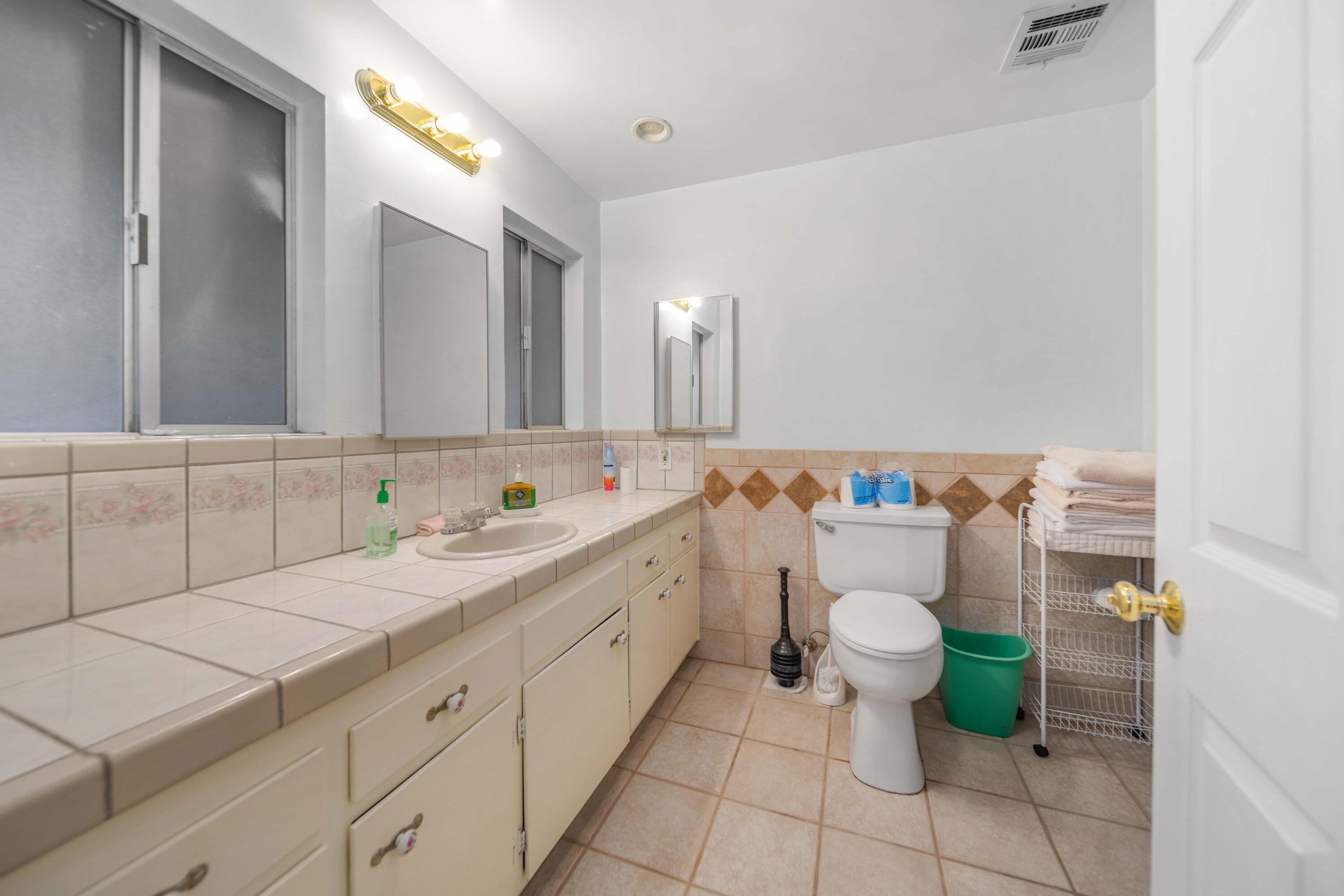 1210 West Lancaster Boulevard Lancaster, CA 93534 - Photo 27 of 48 1210 W Lancaster Blvd-35