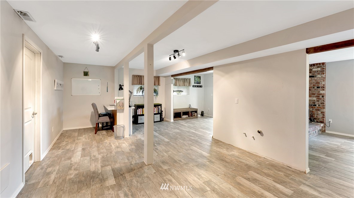 20831 Zenkner Valley Road Centralia, WA 98531 - Photo 16 of 33