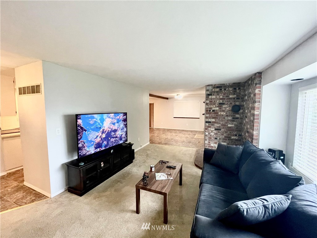 20831 Zenkner Valley Road Centralia, WA 98531 - Photo 9 of 33