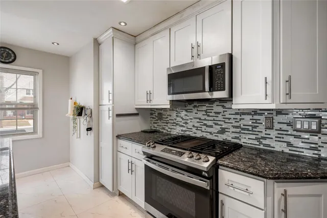 $1,239,000 | 82-30 266th Street | Floral Park