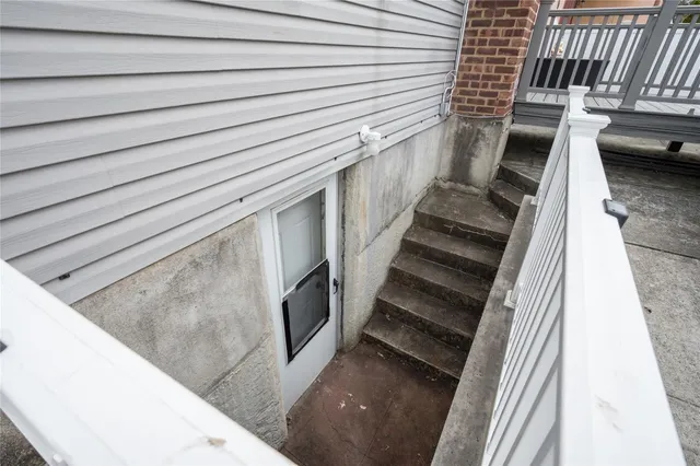 $1,239,000 | 82-30 266th Street | Floral Park