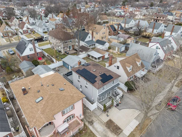 $1,239,000 | 82-30 266th Street | Floral Park