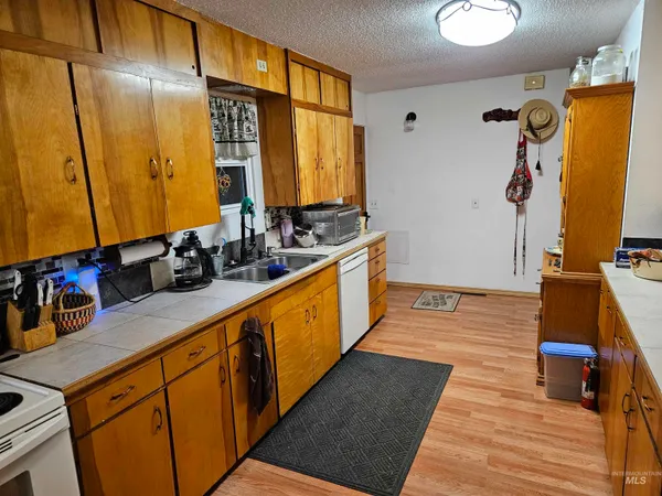 $338,000 | 804 Pine Drive Heights, Orofino, ID 83544