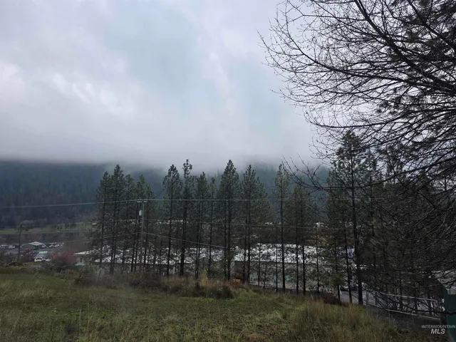 $349,000 | 804 Pine Drive Heights, Orofino, ID 83544