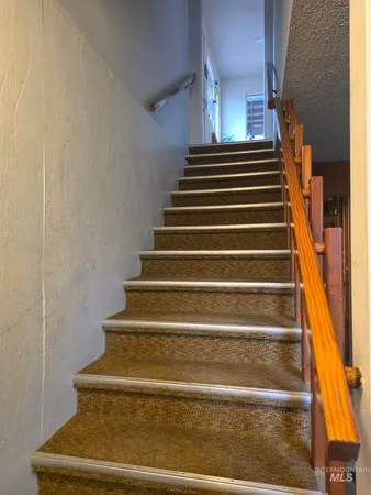 $338,000 | 804 Pine Drive Heights, Orofino, ID 83544