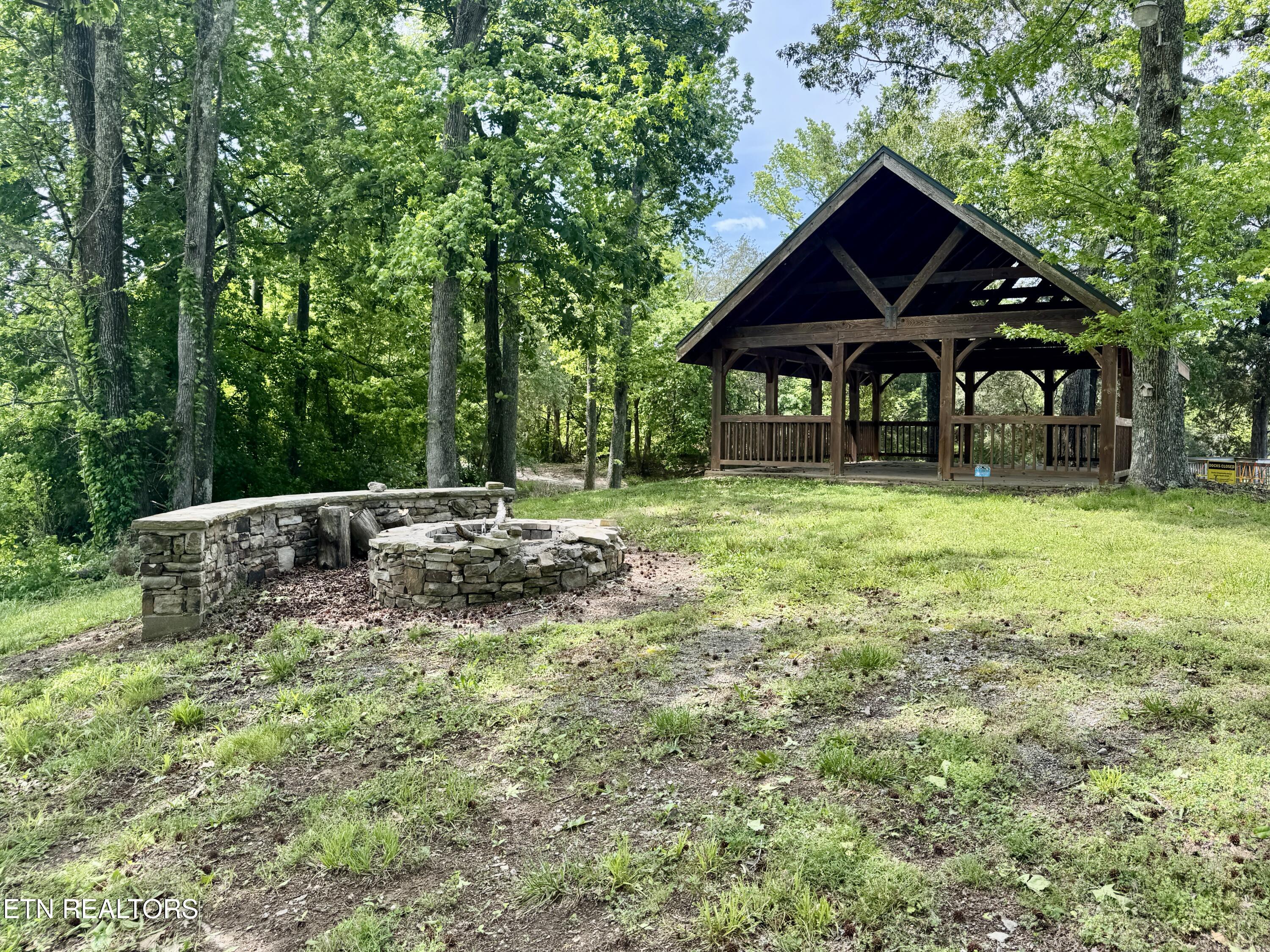 The Gates Drive Decatur, TN 37322 - Photo 12 of 16 12