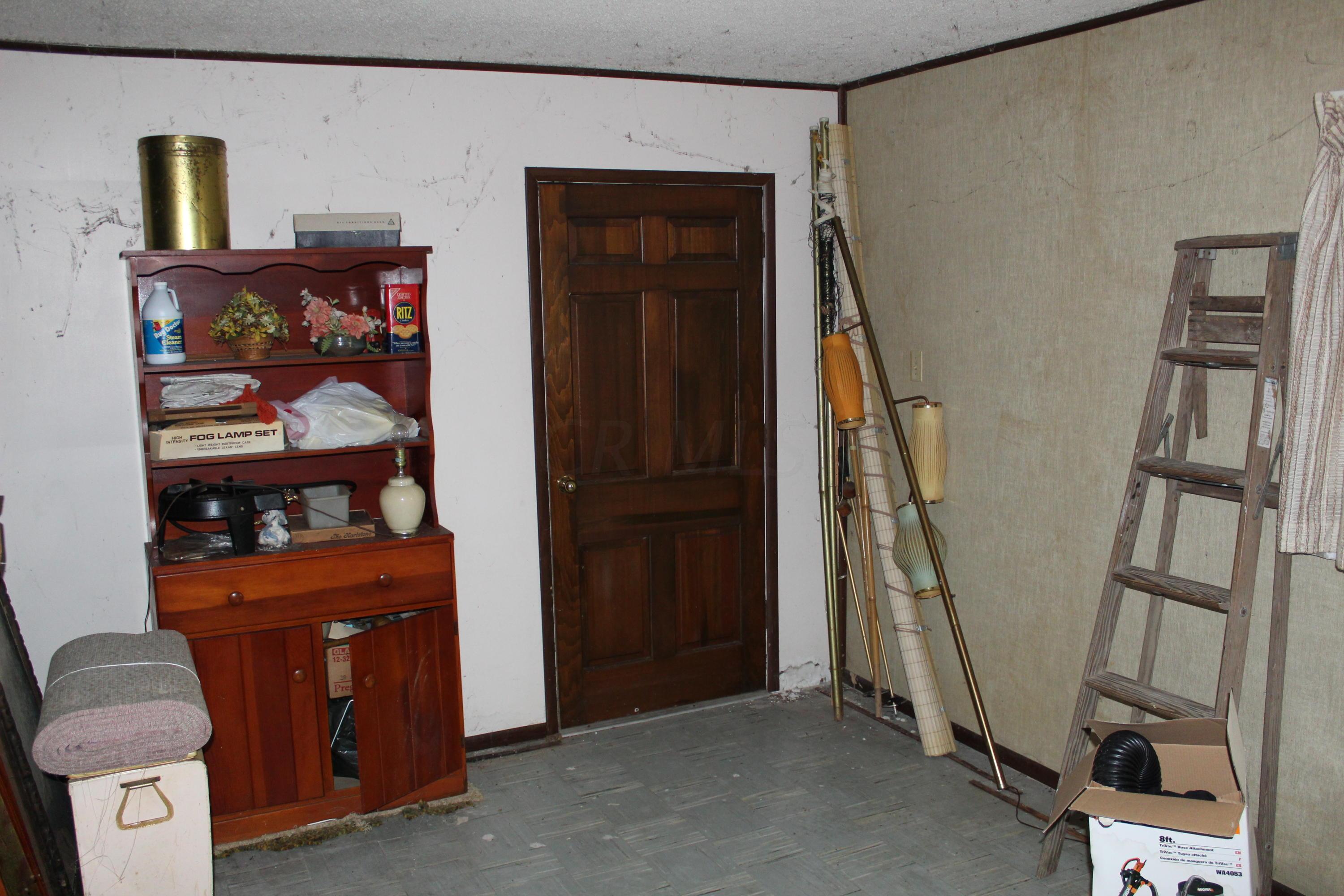 12234 National Road Southwest Pataskala, OH 43062 - Photo 13 of 25
