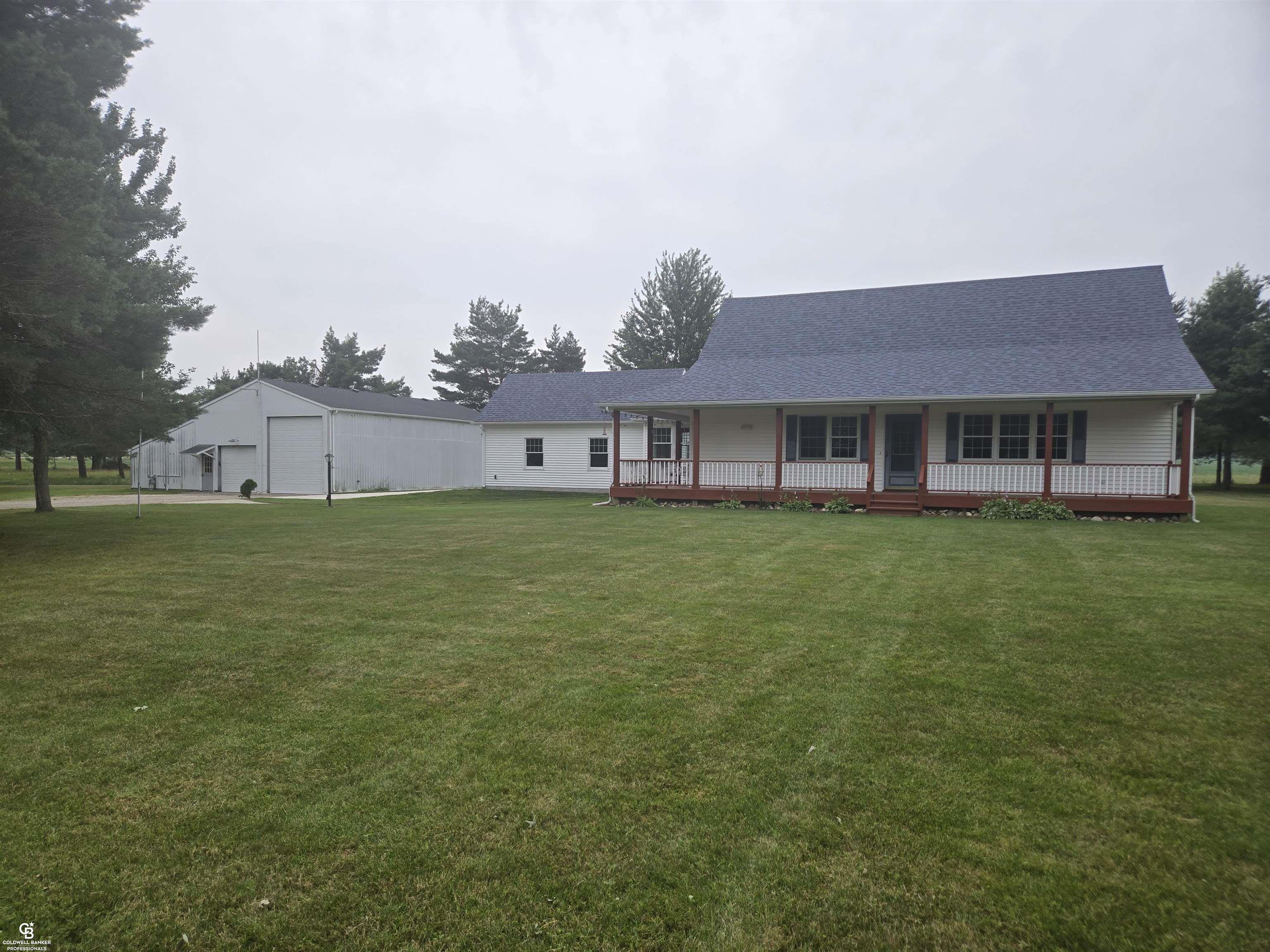 8045 Duquette Road Yale, MI 48097 - Photo 1 of 47