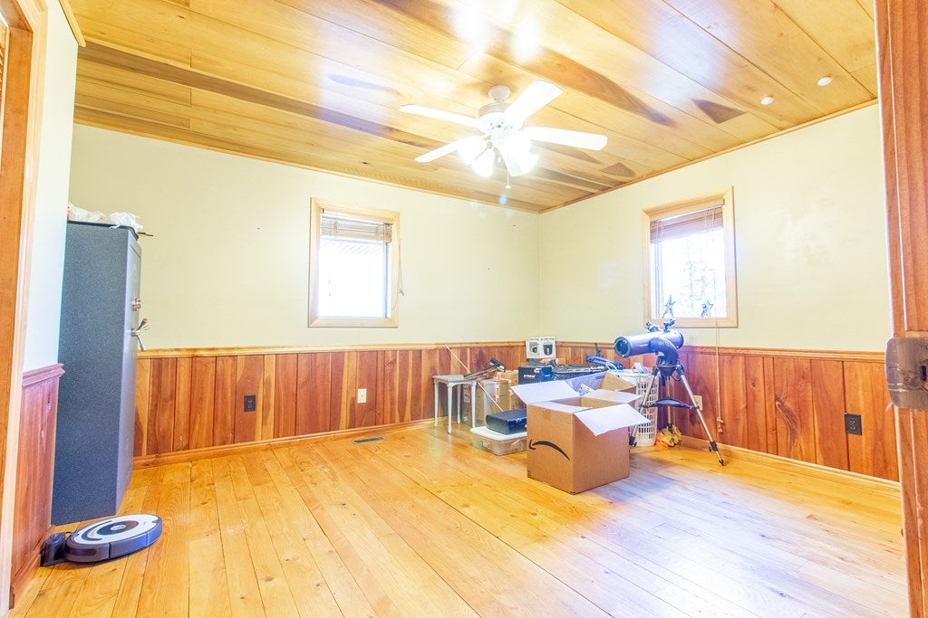 7595 Waters Edge Road Duffield, VA 24244 - Photo 14 of 46 Gallery Image 14