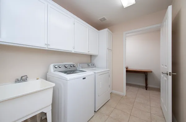 $2,050 | 30 Wildwood Drive, Unit 173, Georgetown, TX 78633