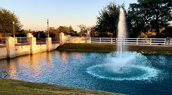 $2,050 | 30 Wildwood Drive, Unit 173, Georgetown, TX 78633