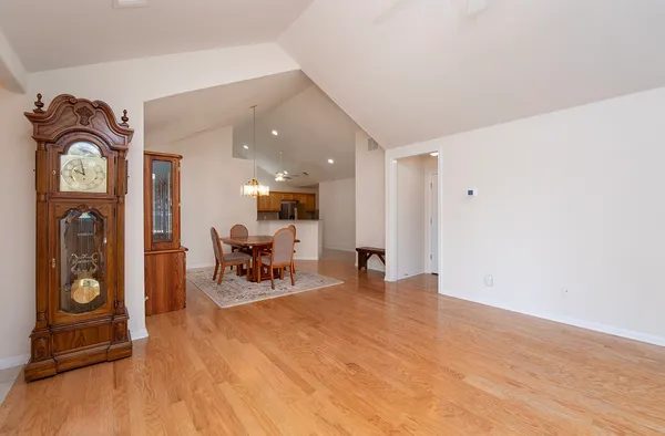 $2,050 | 30 Wildwood Drive, Unit 173, Georgetown, TX 78633