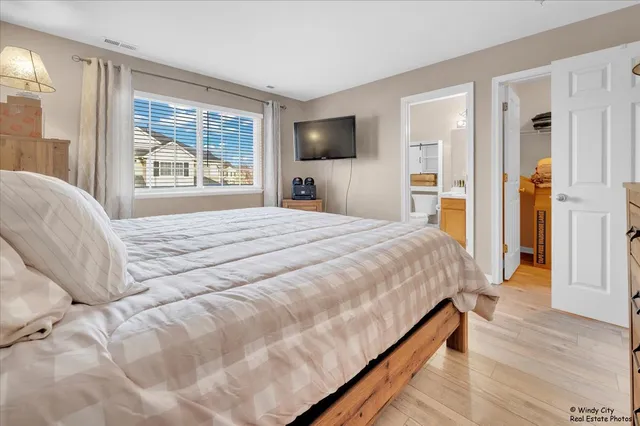 $315,000 | 341 John M Boor Drive, Gilberts, IL 60136