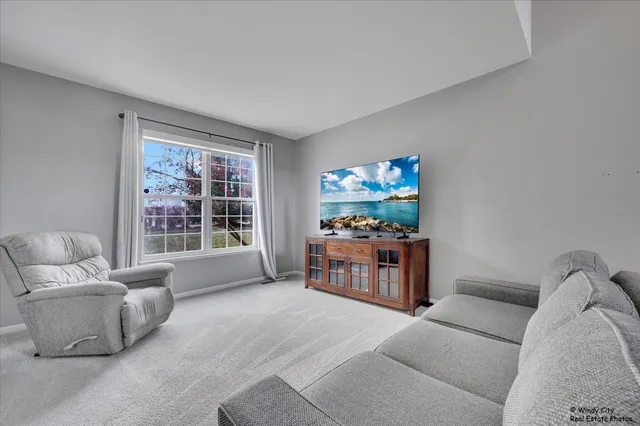 $315,000 | 341 John M Boor Drive, Gilberts, IL 60136