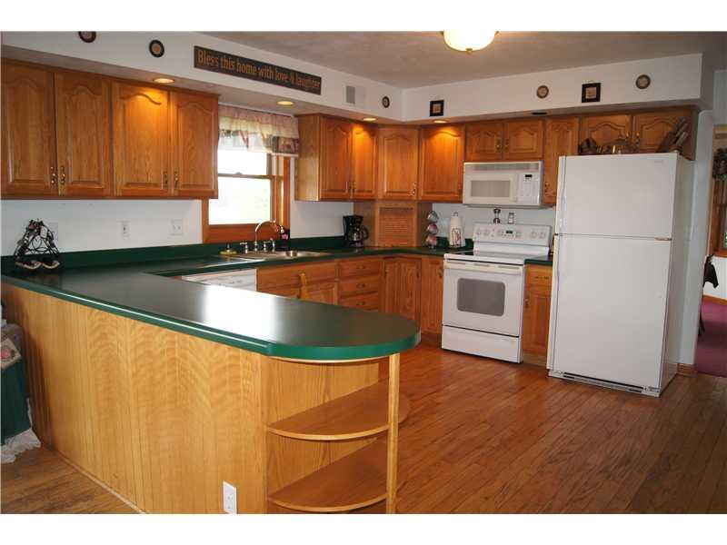 326 Sarver Road Sarver, PA 16055 - Photo 4 of 25 Kitchen.