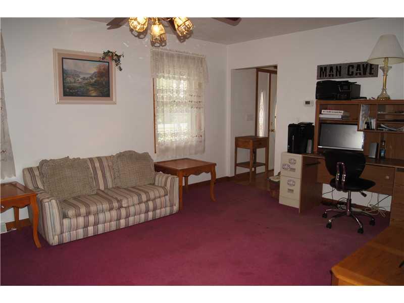 326 Sarver Road Sarver, PA 16055 - Photo 10 of 25 Living Room.