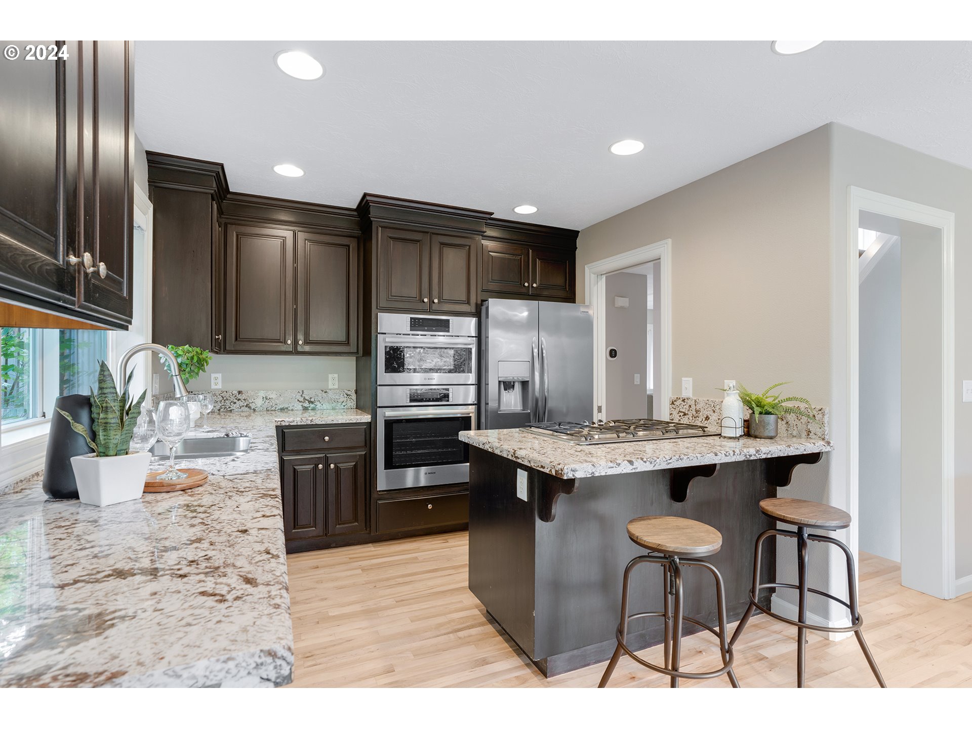 6246 Southwest Garden Home Road Portland, OR 97219 - Photo 19 of 48 Gallery Image 19