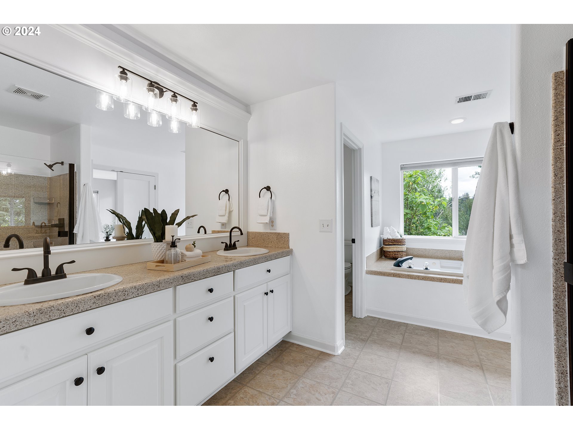 6246 Southwest Garden Home Road Portland, OR 97219 - Photo 31 of 48 Gallery Image 31