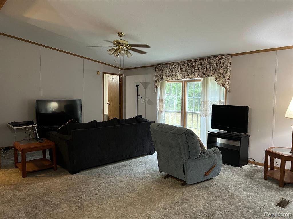 2001 Fornier Road Gladwin, MI 48624 - Photo 4 of 26
