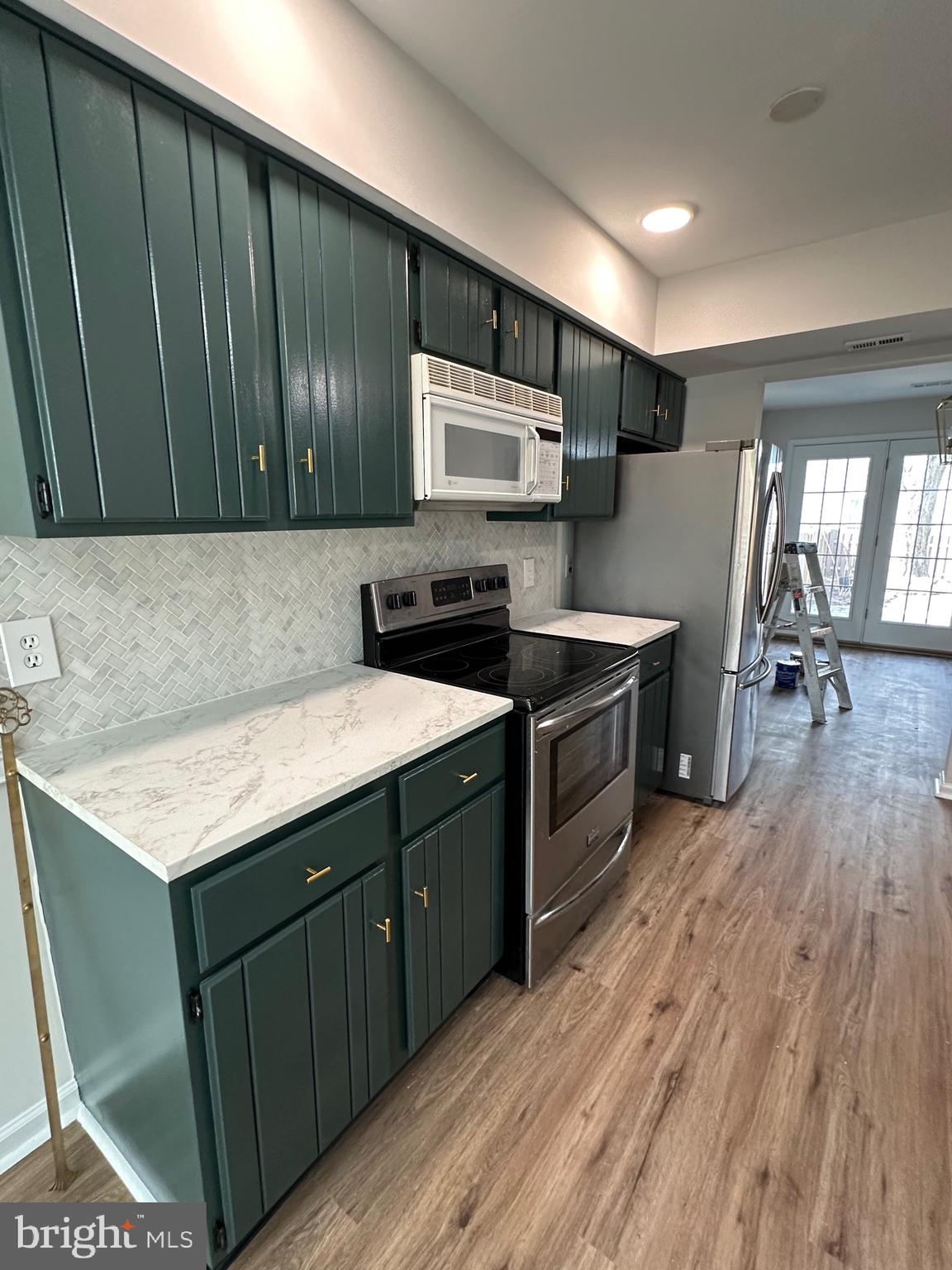 692 Danbury Court Newtown, PA 18940 - Photo 7 of 16