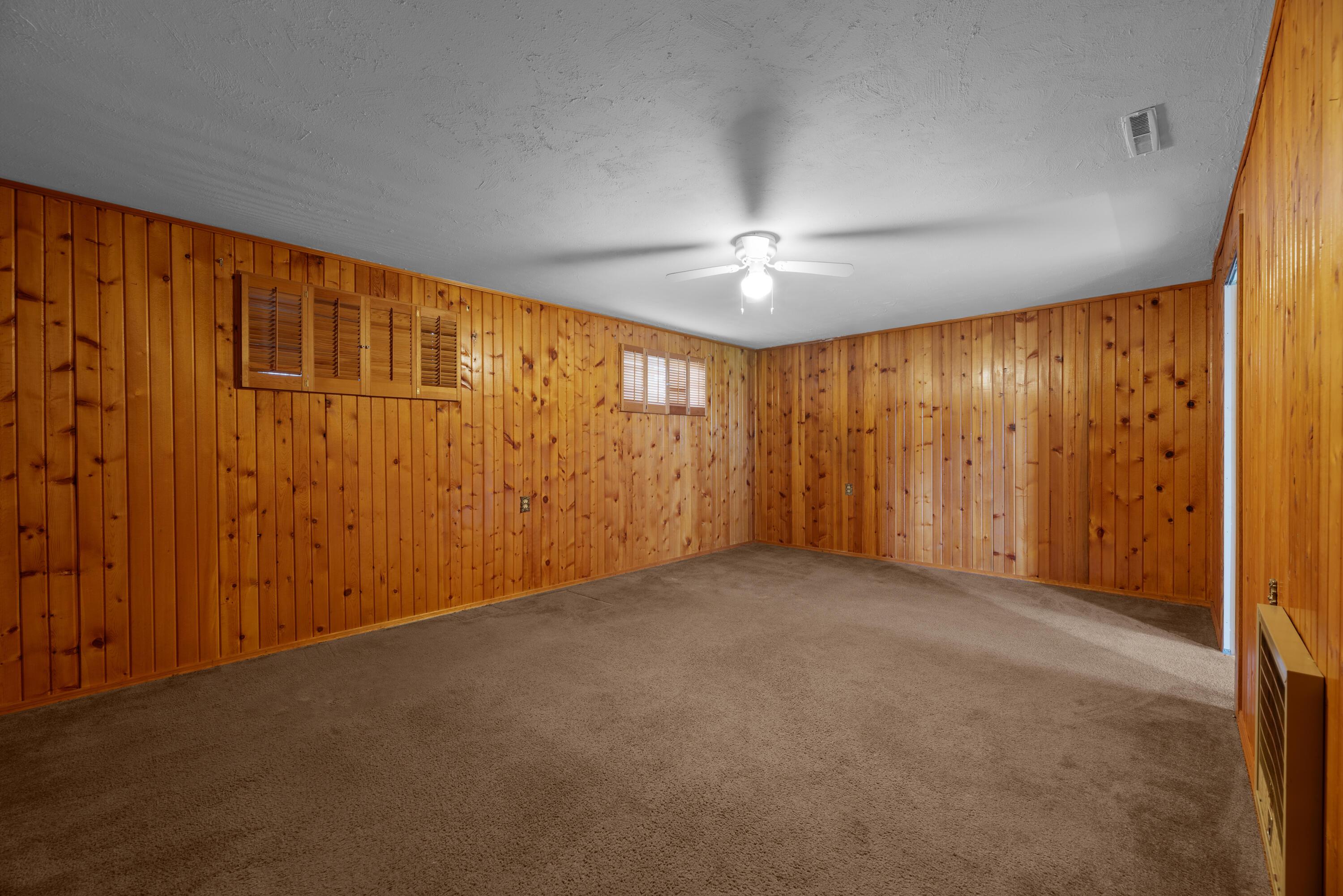 1924 Alsace Road Columbus, OH 43232 - Photo 37 of 43 MAR_3588