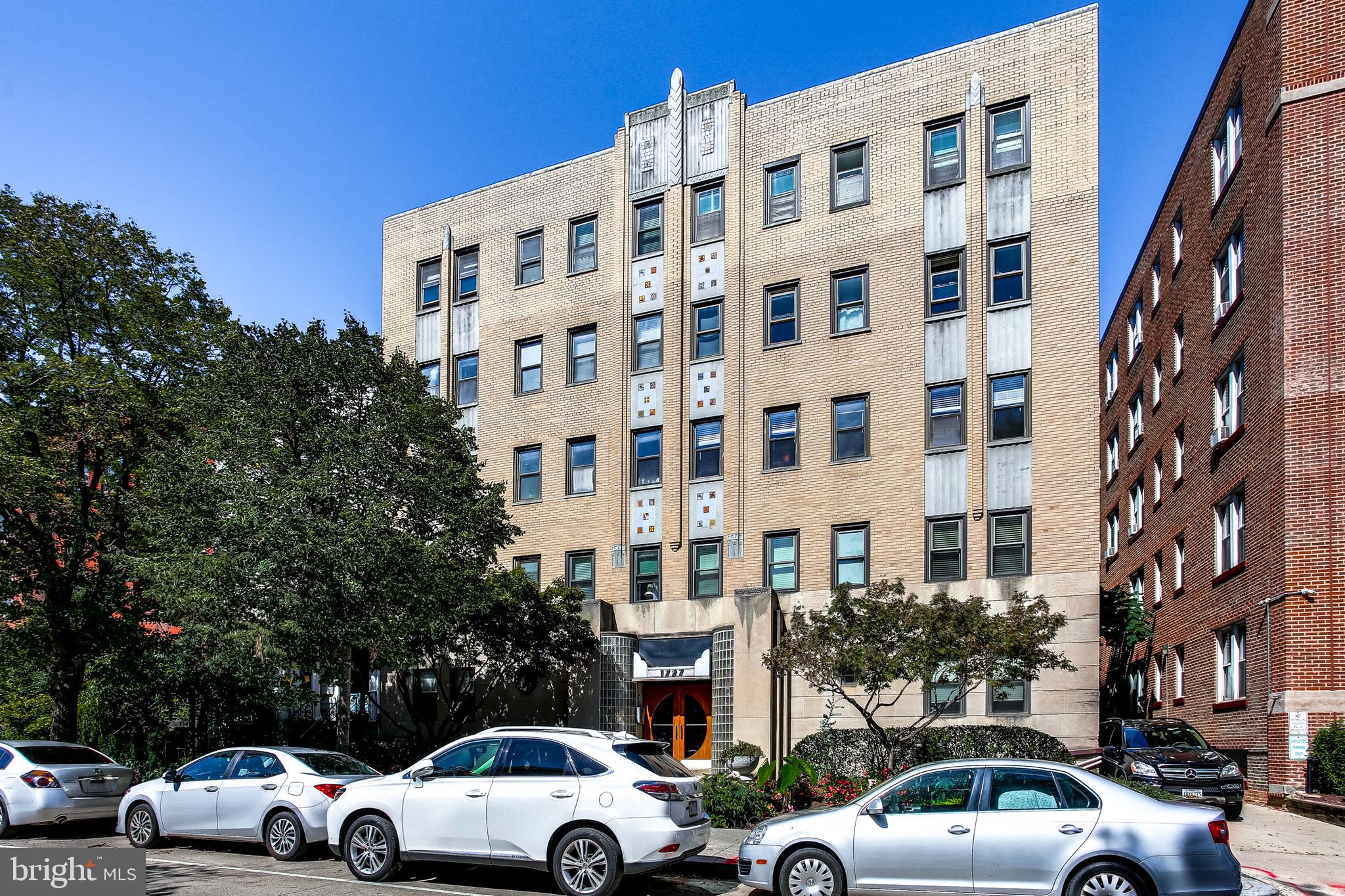 1727 R Street Northwest, Unit 301 Washington, DC 20009 - Photo 4 of 33