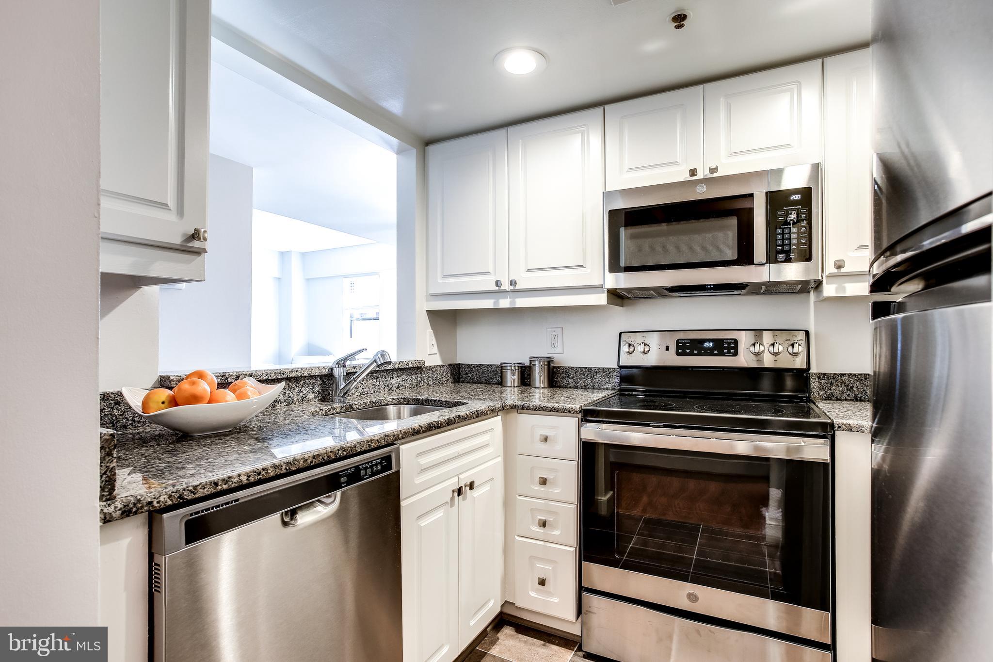 1727 R Street Northwest, Unit 301 Washington, DC 20009 - Photo 8 of 33