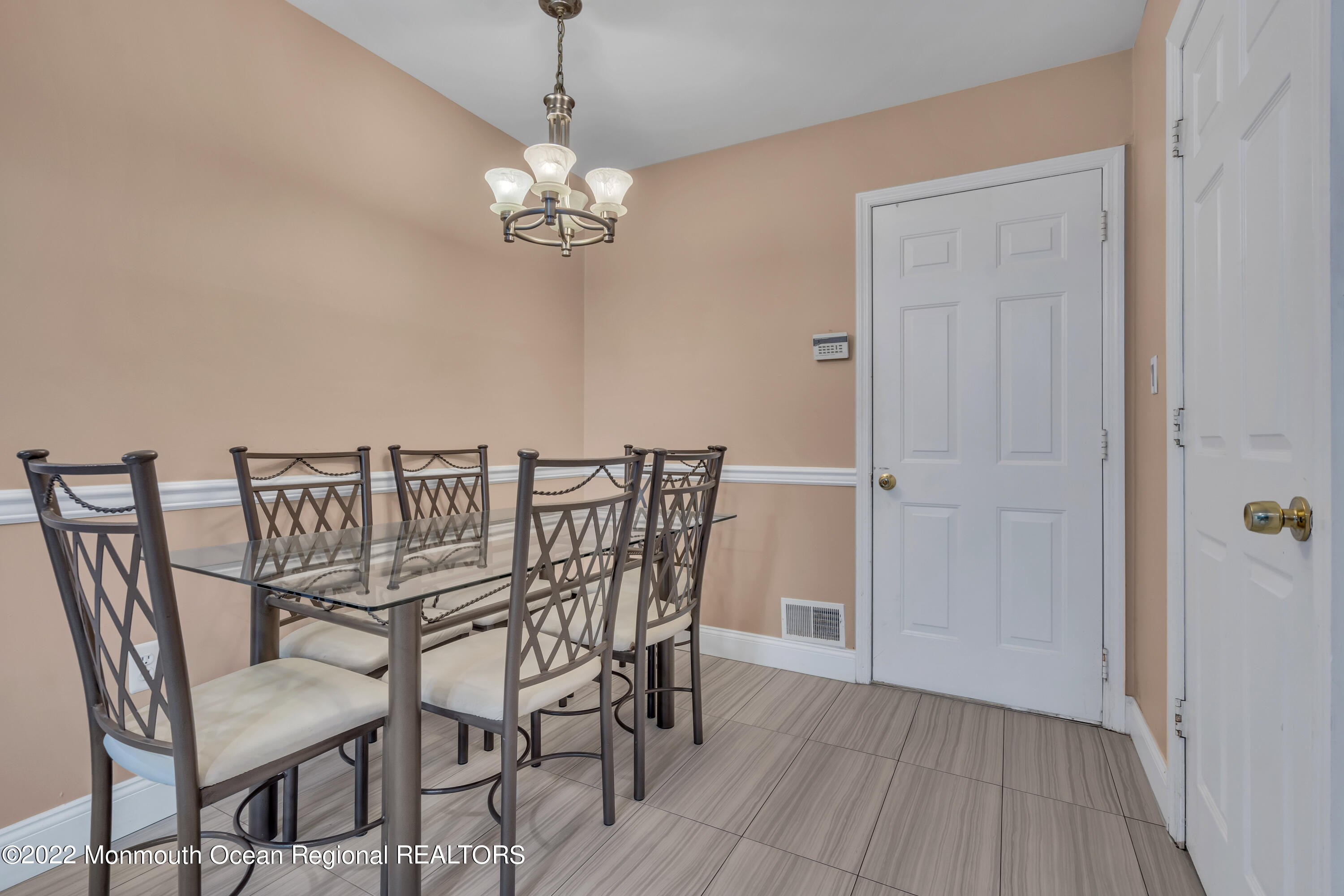 6 Pitney Lane Jackson, NJ 08527 - Photo 21 of 55 038_dsc05950