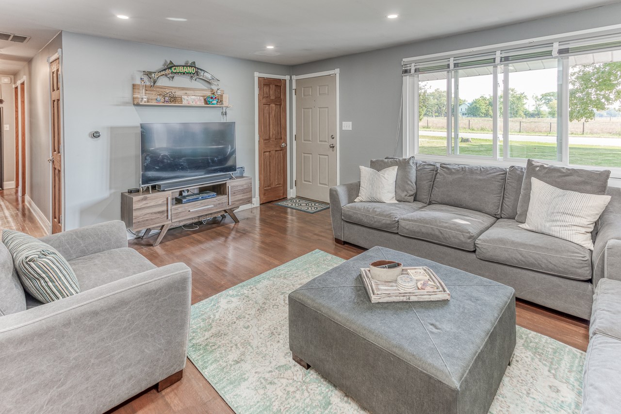 7232 Hessen Cassel Road Fort Wayne, IN 46816 - Photo 2 of 30 Gallery Image 2